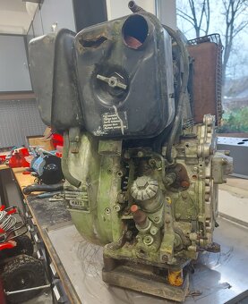 motor HATZ - 5