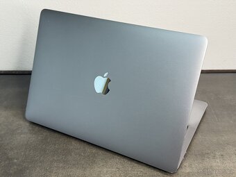 MacBook Pro 13'' 2020 / i5 / 16GB / 512GB SSD / Space Gray - 5