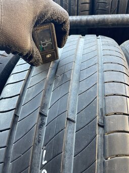 4ks Michelin 225/55 R18 - 5