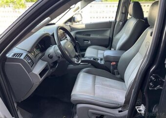 Jeep Grand Cherokee 3.0CRD OVERLAND KŮŽE NAVI automat 160 kw - 5