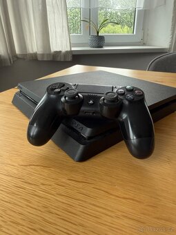 PlayStation 4 Slim – 500GB, vše plně funkční, kosmetické vad - 5