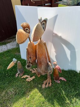 Dubové sochy člunozubce afrického - 5