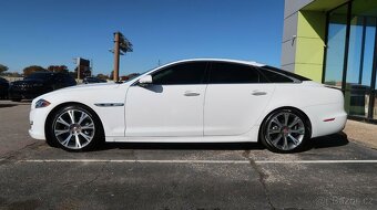 Jaguar XJ R-Sport 3.0 AWD – luxusní sedan, málo najeto, 2019 - 5