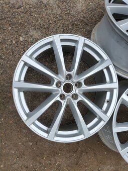 Zimní sada originálních alu kol Volkswagen – 5x112 - 5