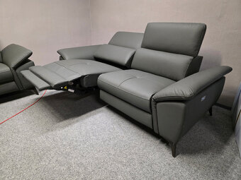 Nová kožená elektricky polohovací sedačka DANAE - 5