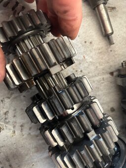Prevodovka na Yamaha R1 98-03 - 5
