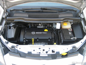 Opel Zafira B 1,8 2x kola Xenony Servis kniha Nové rozvody - 5