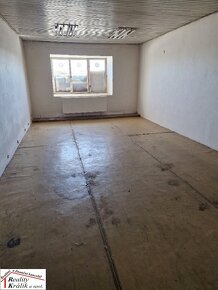 Skladovací prostory o výměře 700m2, 3km od Kutné - 5