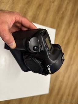 Canon EOS 1D Mark IV - 5