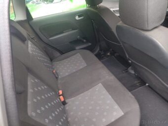 Ford fiesta 1,4 d - 5