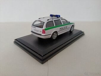 Škoda Octavia combi Policie,1:43,Abrex - 5