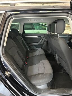 VW PASSAT VARIANT B7 2.0TDI 103KW COMFORT. LED TAŽNÉ NAVI - 5