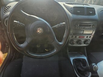 Alfa Romeo 147 1.6 na díly - 5