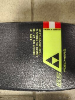 Prodám lyže Fischer RC 4 (165cm) a hůlky Wedze - 5