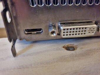 Gigabyte GeForce GTX 460 OC GPU 1GB GDDR5 - 5