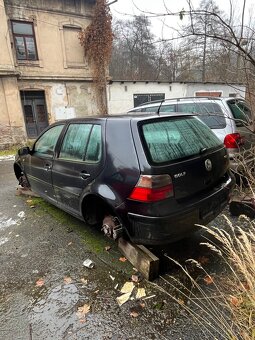 VW Golf 4 na díly celek - 5