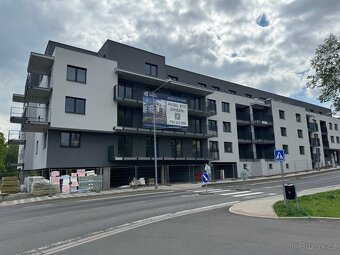 Pronájem bytu 1kk s balkonem - 5