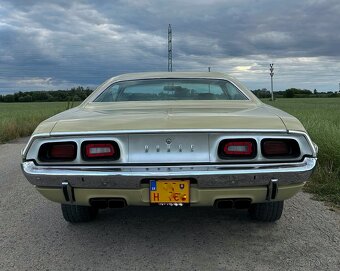 Dodge Challenger - 5