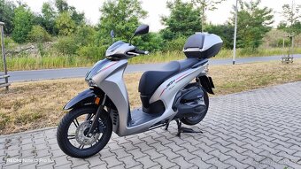 Honda SH 350 - 5