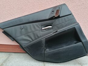 BMW E60/E61 černé kožené výplně dveří Schwarz Leder - 5