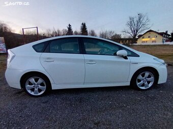 Toyota Prius, 1.8HSE hybrid VYHREV SEDAD - 5