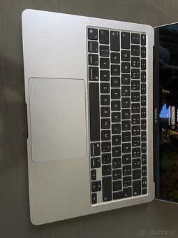 MacBook Air s čipem Apple M1 (2020) - 5