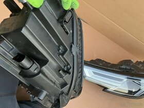 predni svetla xenon audi a4 b9 levy pravy FULLLED - 5