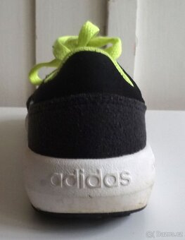 Dětské černé tenisky zn.ADIDAS vel.29, hezký stav - 5