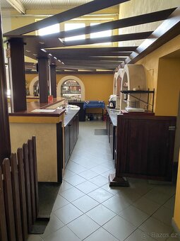 Prodám velmi pěkný dřevěný bar z masivu - 5