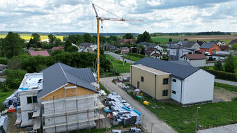 Věžový jeřáb LIEBHERR 32H - pronájem - 5