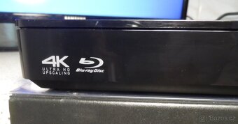 Panasonic DMP-BDT184 4K Ultra HD - 5