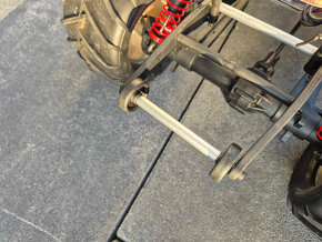 Kyosho Mad Force VE - 5