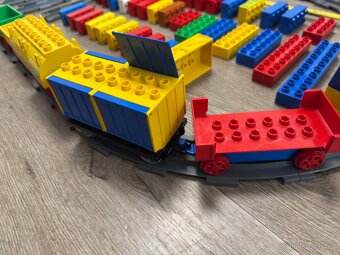 LEGO DUPLO – vlak, koleje, výhybky, kostky, farma, zvířata - 5