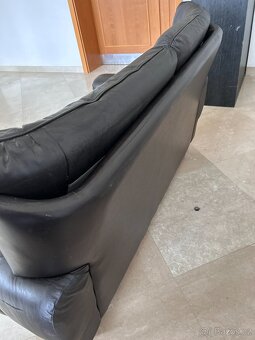 Kožená sedačka a křeslo (prodáme i samostatně) - 5