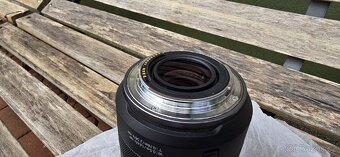 Objektiv Canon RF 24-240 na FF bezzrcadlovku - 5