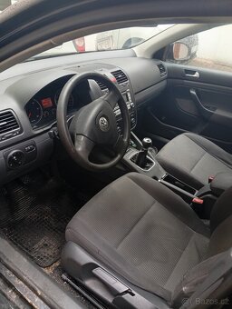 Volkswagen golf - 5