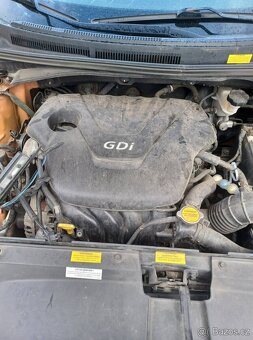 Rozpredám Hyundai Veloster 1.6GDI 103kw G4FD 2012 - 5