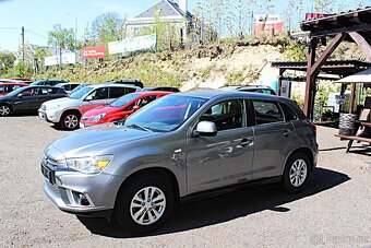 Mitsubishi ASX - 5