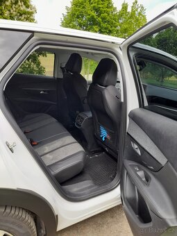 Peugeot 3008 2.0 Hdi 110 kw - 5