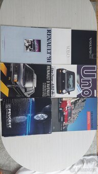Prospekty vozů Audi, Vovo, Ford,, Škoda, Renault - 5