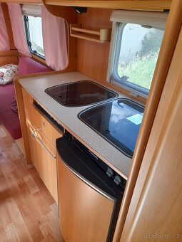 DETHLEFFS OBYTNÝ KARAVAN - 5