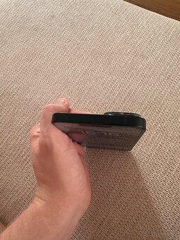 Prodám iPhone 14 plus 128 gb - 5