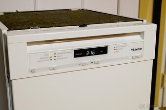 Miele bílá vestavná myčka G 4720 SC šíře 45 cm - 5