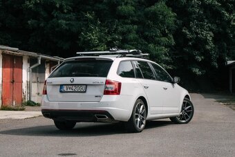 Škoda Octavia Combi 2.0 TFSI RS DSG - 5