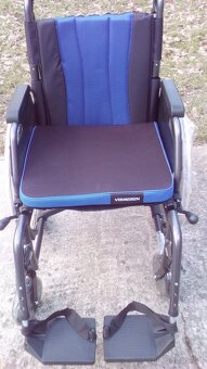 INVALIDNÍ VOZÍK-46cm-ODLEHČEN-zadní brzdy(lze zaslat - 5