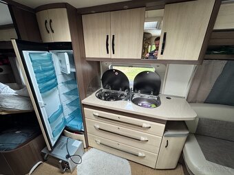 Karavan HOBBY 650 Prestige, 27E GARÁŽOVANÝ - 5