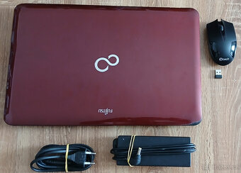 Prodám plně funkční notebook Fujitsu Lifebook. - 5