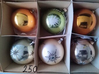 Staré, vánoční ozdoby -baňky-panáčci-korálkové, starožitné - 5