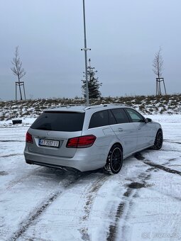 Mercedes-Benz W212 - 5