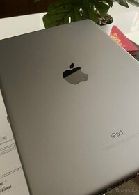 iPad 6. Generace 32GB Space Gray - 5